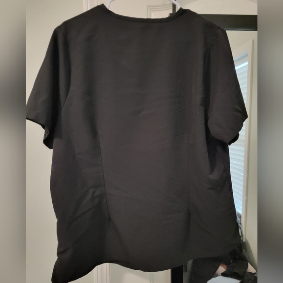 Mandala One Pocket Scrub Top - Picture 2 of 2